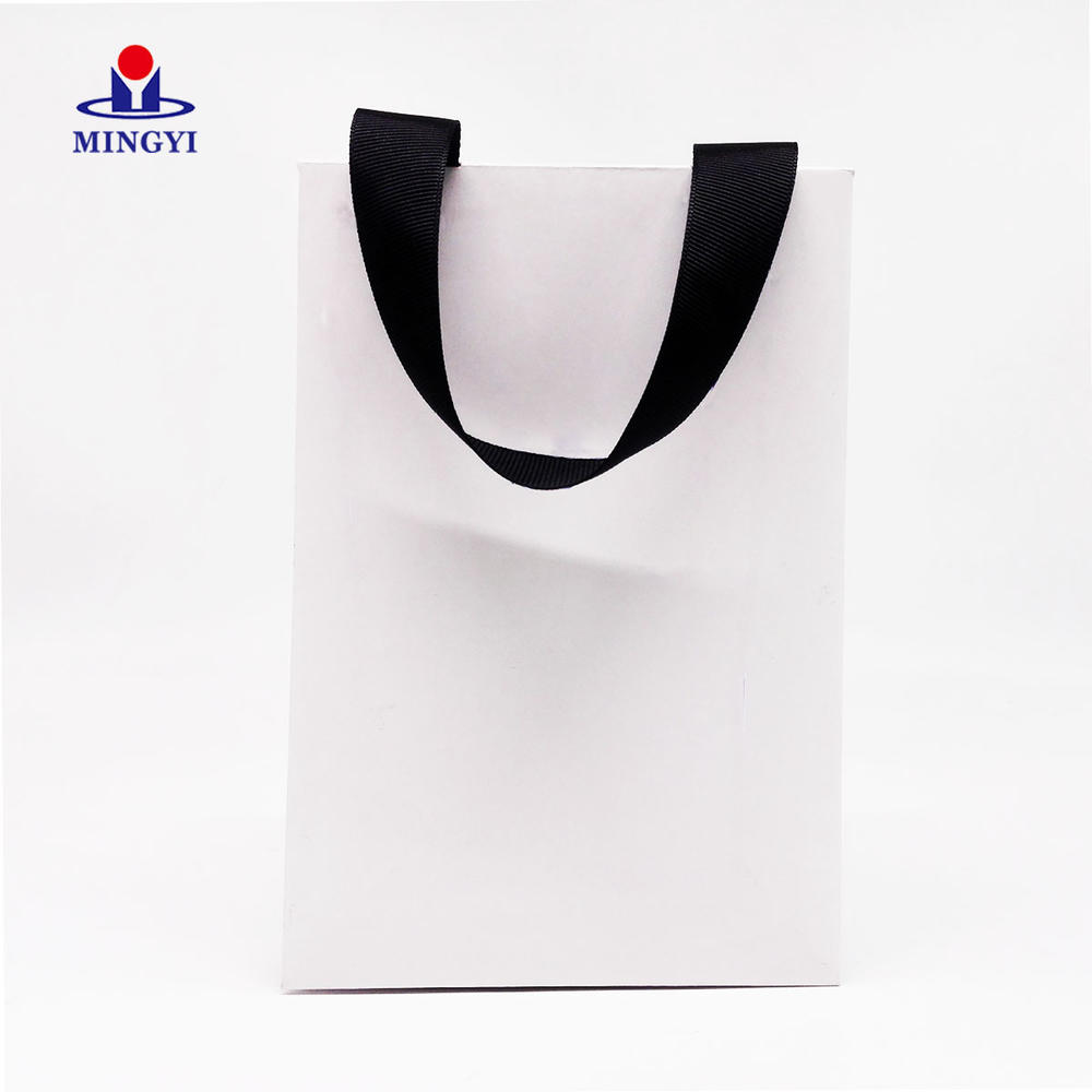 Customized luxury paper bag white sample with ribbon Small size